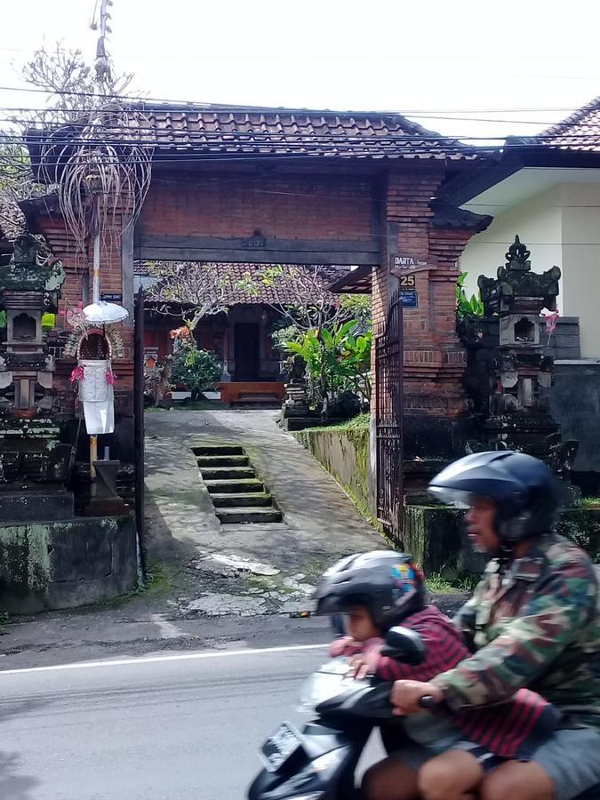 Darta House
